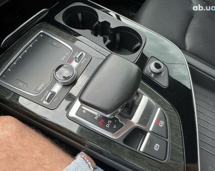 Ауді Ку 7, об'ємом двигуна 3 л та пробігом 240 тис. км за 31490 $, фото 25 на Automoto.ua