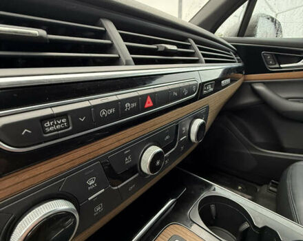 Ауди Ку 7, объемом двигателя 2 л и пробегом 252 тыс. км за 22500 $, фото 13 на Automoto.ua