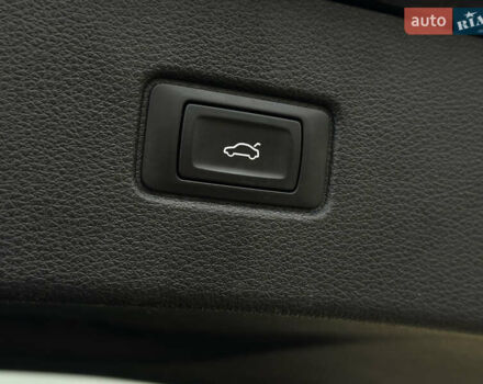 Ауди Ку 7, объемом двигателя 0 л и пробегом 136 тыс. км за 25000 $, фото 24 на Automoto.ua