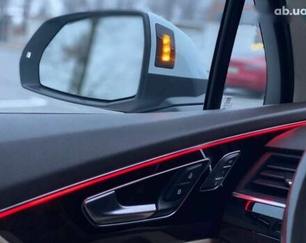 Ауді Ку 7, об'ємом двигуна 3 л та пробігом 198 тис. км за 25790 $, фото 25 на Automoto.ua