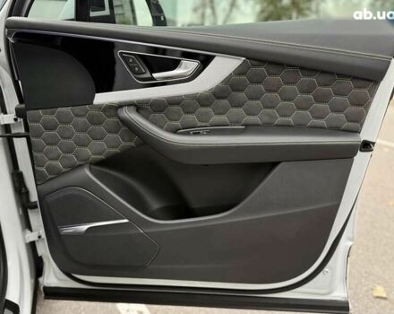 Ауді Ку 7, об'ємом двигуна 3 л та пробігом 100 тис. км за 36990 $, фото 29 на Automoto.ua