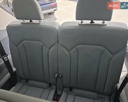 Ауди Ку 7, объемом двигателя 1.98 л и пробегом 157 тыс. км за 19000 $, фото 10 на Automoto.ua