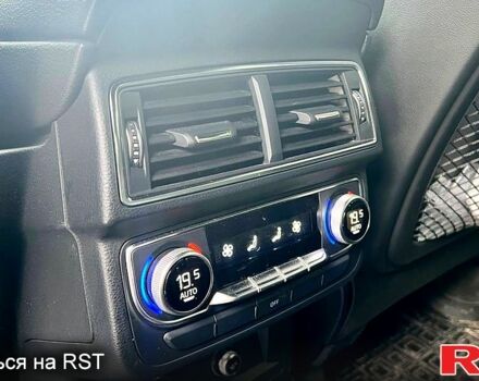Ауди Ку 7, объемом двигателя 30 л и пробегом 250 тыс. км за 37000 $, фото 5 на Automoto.ua