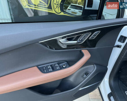 Ауді Ку 7, об'ємом двигуна 3 л та пробігом 25 тис. км за 57200 $, фото 12 на Automoto.ua
