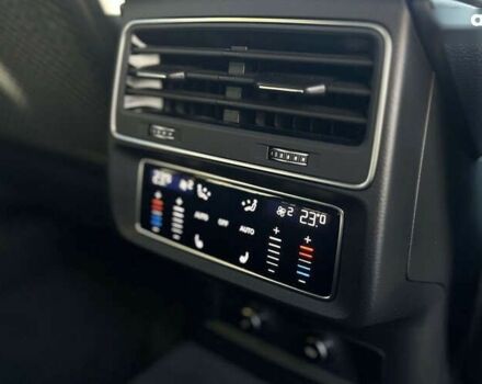 Ауди Ку 7, объемом двигателя 0 л и пробегом 112 тыс. км за 93000 $, фото 28 на Automoto.ua