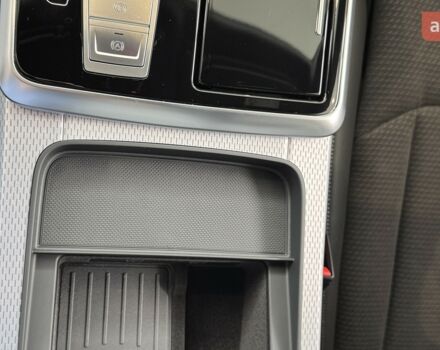 Ауди Ку 7, объемом двигателя 1.98 л и пробегом 0 тыс. км за 75767 $, фото 11 на Automoto.ua