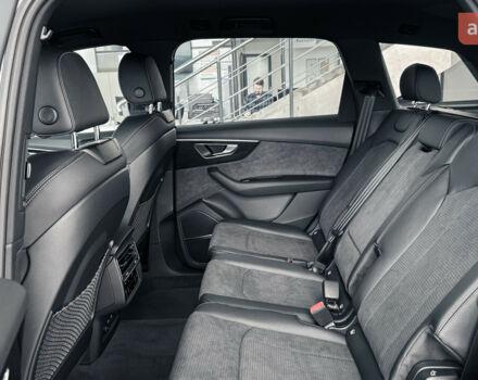 купити нове авто Ауді Ку 7 2025 року від офіційного дилера Порше Захід Ауді фото