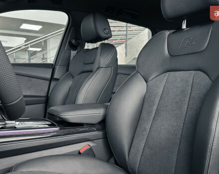 купить новое авто Ауди Ку 7 2025 года от официального дилера Порше Захід Ауди фото