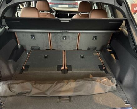 Ауди Ку 7, объемом двигателя 1.98 л и пробегом 0 тыс. км за 73994 $, фото 23 на Automoto.ua