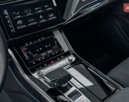 купить новое авто Ауди Ку 7 2025 года от официального дилера Порше Захід Ауди фото