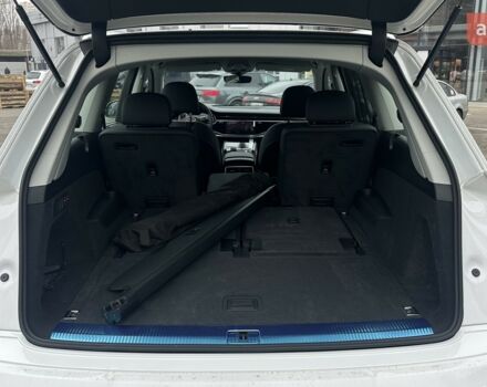 Ауді Ку 7, об'ємом двигуна 1.98 л та пробігом 0 тис. км за 70600 $, фото 12 на Automoto.ua