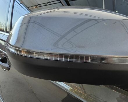 Серый Ауди Ку 7, объемом двигателя 2 л и пробегом 162 тыс. км за 23500 $, фото 3 на Automoto.ua