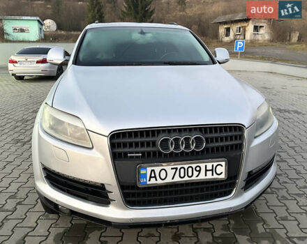 Серый Ауди Ку 7, объемом двигателя 4.16 л и пробегом 359 тыс. км за 7499 $, фото 2 на Automoto.ua