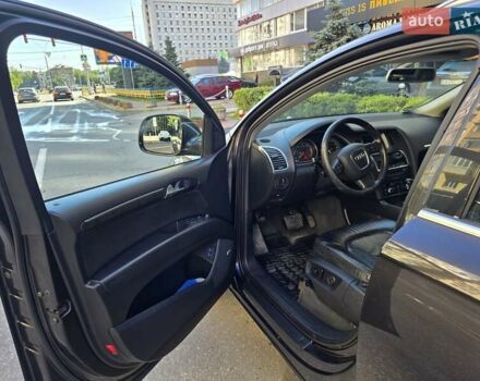 Серый Ауди Ку 7, объемом двигателя 3 л и пробегом 188 тыс. км за 15000 $, фото 25 на Automoto.ua