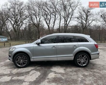 Сірий Ауді Ку 7, об'ємом двигуна 3 л та пробігом 322 тис. км за 10999 $, фото 2 на Automoto.ua