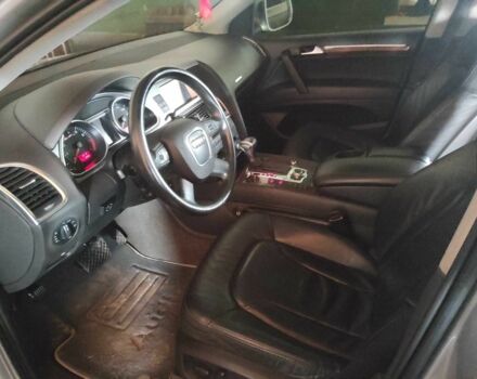 Серый Ауди Ку 7, объемом двигателя 4.2 л и пробегом 265 тыс. км за 11700 $, фото 8 на Automoto.ua