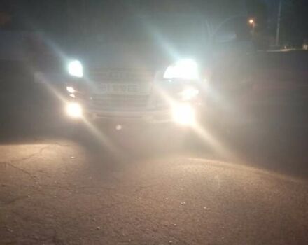 Сірий Ауді Ку 7, об'ємом двигуна 4.2 л та пробігом 220 тис. км за 11500 $, фото 25 на Automoto.ua