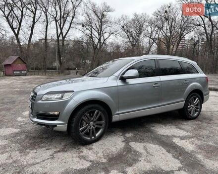 Сірий Ауді Ку 7, об'ємом двигуна 3 л та пробігом 322 тис. км за 10999 $, фото 4 на Automoto.ua
