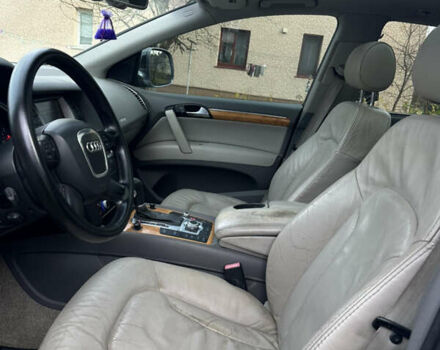 Сірий Ауді Ку 7, об'ємом двигуна 4.21 л та пробігом 254 тис. км за 6850 $, фото 10 на Automoto.ua