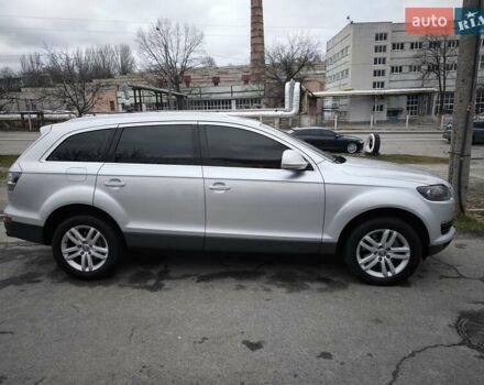 Ауді Ку 7 2006 у Дніпро (Дніпропетровську) на Automoto.ua Сірий Ауді Ку 7, об'ємом двигуна 3 л та пробігом 345 тис. км за 12500 $, фото 4 на Automoto.ua