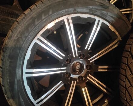 Серый Ауди Ку 7, объемом двигателя 4.2 л и пробегом 265 тыс. км за 11700 $, фото 12 на Automoto.ua