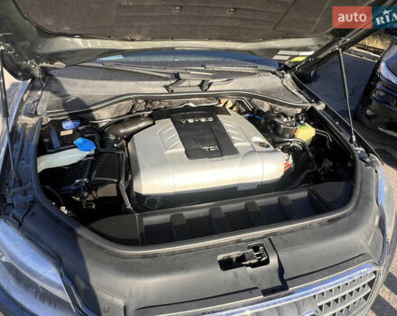 Серый Ауди Ку 7, объемом двигателя 3 л и пробегом 350 тыс. км за 10990 $, фото 15 на Automoto.ua