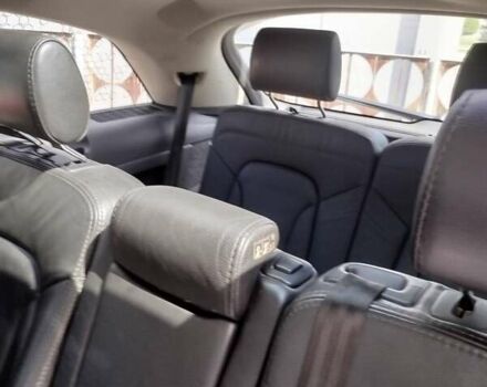 Сірий Ауді Ку 7, об'ємом двигуна 4.2 л та пробігом 220 тис. км за 11500 $, фото 82 на Automoto.ua