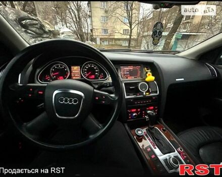 Сірий Ауді Ку 7, об'ємом двигуна 4.2 л та пробігом 240 тис. км за 10500 $, фото 1 на Automoto.ua