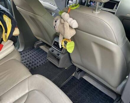 Серый Ауди Ку 7, объемом двигателя 2.97 л и пробегом 320 тыс. км за 13200 $, фото 2 на Automoto.ua