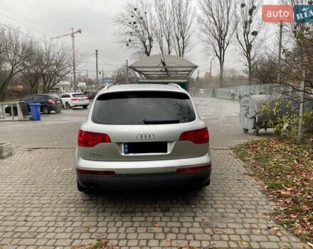 Серый Ауди Ку 7, объемом двигателя 3 л и пробегом 223 тыс. км за 11500 $, фото 3 на Automoto.ua