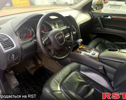 Серый Ауди Ку 7, объемом двигателя 4.2 л и пробегом 200 тыс. км за 10000 $, фото 9 на Automoto.ua