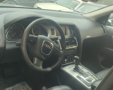 Серый Ауди Ку 7, объемом двигателя 3 л и пробегом 310 тыс. км за 10750 $, фото 4 на Automoto.ua