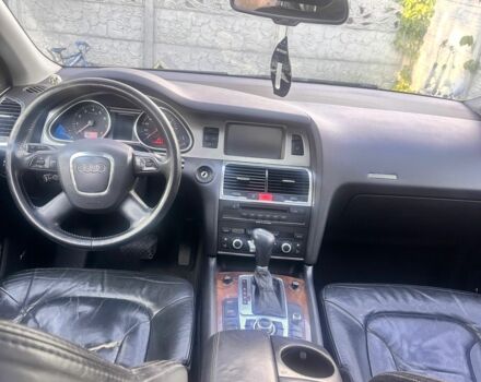 Сірий Ауді Ку 7, об'ємом двигуна 4.2 л та пробігом 230 тис. км за 9000 $, фото 1 на Automoto.ua