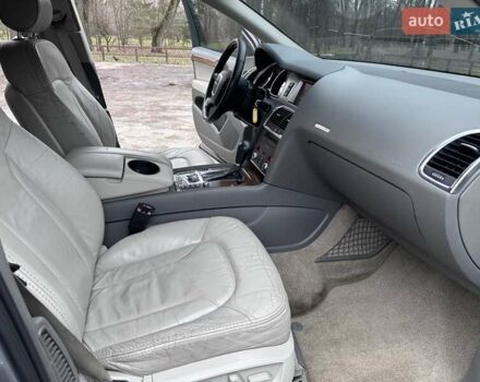 Сірий Ауді Ку 7, об'ємом двигуна 3 л та пробігом 322 тис. км за 10999 $, фото 23 на Automoto.ua