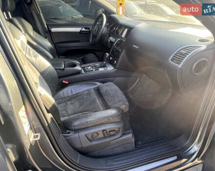 Серый Ауди Ку 7, объемом двигателя 3 л и пробегом 350 тыс. км за 10990 $, фото 7 на Automoto.ua