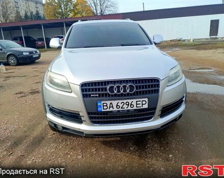 Серый Ауди Ку 7, объемом двигателя 4.2 л и пробегом 200 тыс. км за 10000 $, фото 4 на Automoto.ua