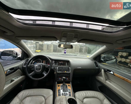 Сірий Ауді Ку 7, об'ємом двигуна 4.21 л та пробігом 254 тис. км за 6850 $, фото 7 на Automoto.ua