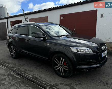 Серый Ауди Ку 7, объемом двигателя 2.97 л и пробегом 311 тыс. км за 13500 $, фото 2 на Automoto.ua