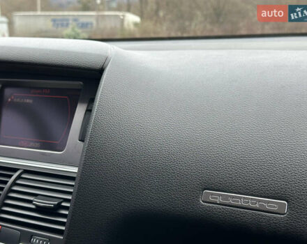 Сірий Ауді Ку 7, об'ємом двигуна 4.2 л та пробігом 360 тис. км за 7499 $, фото 17 на Automoto.ua