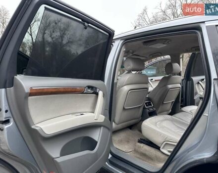 Сірий Ауді Ку 7, об'ємом двигуна 3 л та пробігом 322 тис. км за 10999 $, фото 32 на Automoto.ua