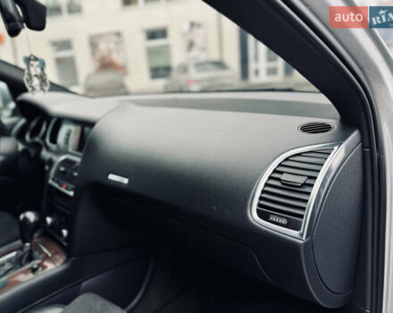Сірий Ауді Ку 7, об'ємом двигуна 3 л та пробігом 388 тис. км за 10850 $, фото 33 на Automoto.ua