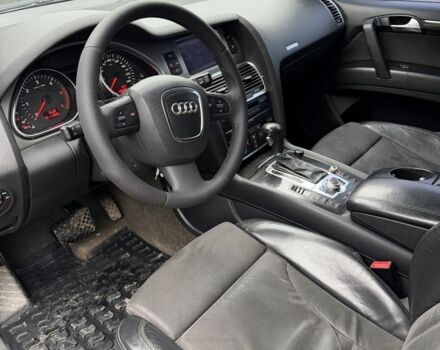 Серый Ауди Ку 7, объемом двигателя 3 л и пробегом 350 тыс. км за 10850 $, фото 5 на Automoto.ua