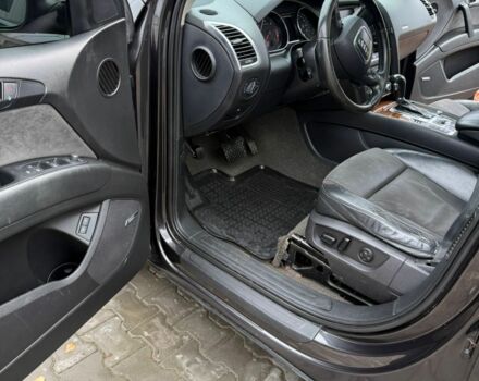 Сірий Ауді Ку 7, об'ємом двигуна 3 л та пробігом 320 тис. км за 7300 $, фото 6 на Automoto.ua