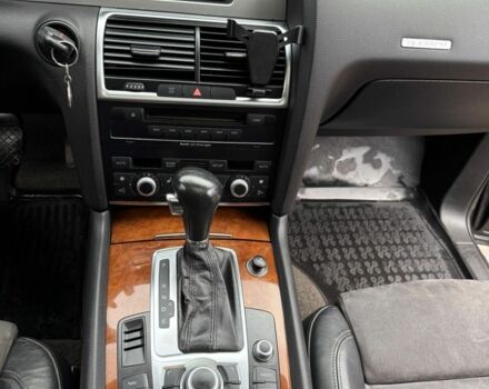 Сірий Ауді Ку 7, об'ємом двигуна 3 л та пробігом 320 тис. км за 7300 $, фото 5 на Automoto.ua