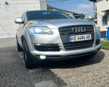 Серый Ауди Ку 7, объемом двигателя 3.6 л и пробегом 142 тыс. км за 12000 $, фото 1 на Automoto.ua