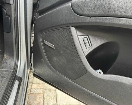 Серый Ауди Ку 7, объемом двигателя 3 л и пробегом 340 тыс. км за 4500 $, фото 9 на Automoto.ua