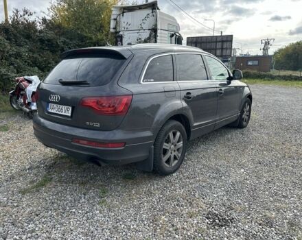 Серый Ауди Ку 7, объемом двигателя 3 л и пробегом 300 тыс. км за 4800 $, фото 2 на Automoto.ua