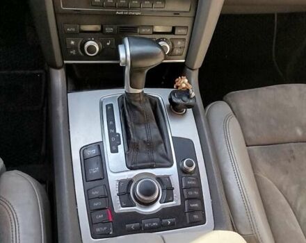 Ауди Ку 7 2007 в Виннице на Automoto.ua Серый Ауди Ку 7, объемом двигателя 4.16 л и пробегом 260 тыс. км за 10000 $, фото 28 на Automoto.ua