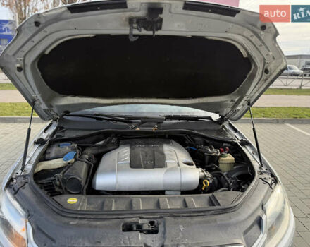 Серый Ауди Ку 7, объемом двигателя 3 л и пробегом 287 тыс. км за 12700 $, фото 20 на Automoto.ua