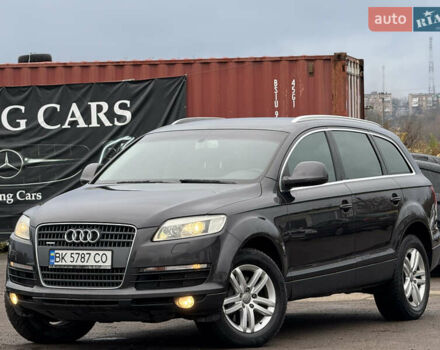 Серый Ауди Ку 7, объемом двигателя 3 л и пробегом 300 тыс. км за 12499 $, фото 5 на Automoto.ua